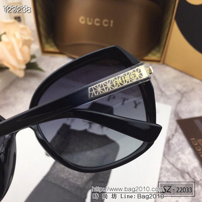 GUCCI古馳 2019新款 古奇小蜜蜂 爆款太陽鏡 遮擋有害光線防輻射 出行旅遊必備品 22033  lly1371